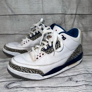 Air Jordan 3 Retro True Blue Size 9.5 M